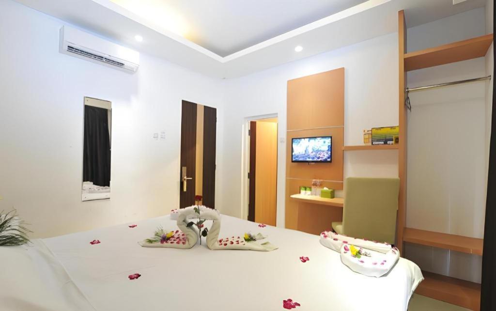 Guest House Nozz Semarang Exteriör bild
