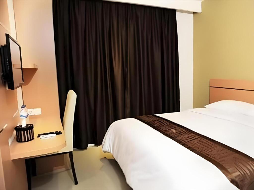 Guest House Nozz Semarang Exteriör bild